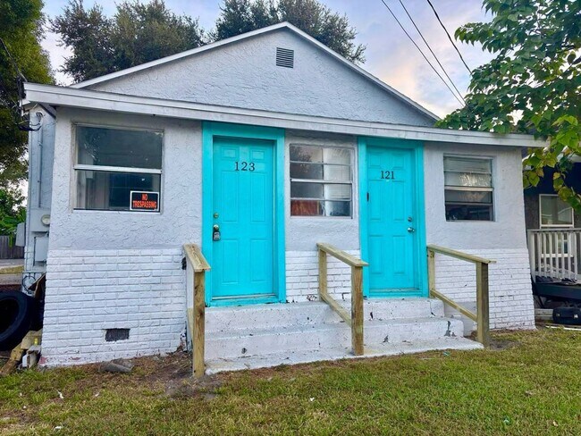 Foto del edificio - 6th St