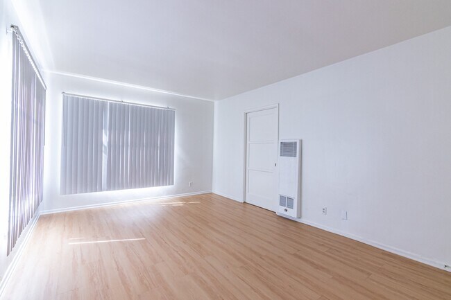 Foto del edificio - 729 Gayley Ave