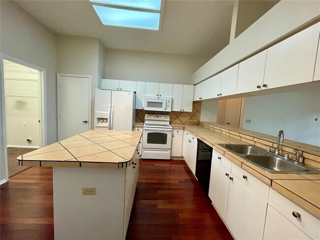 Foto del edificio - 9605 Norchester Cir