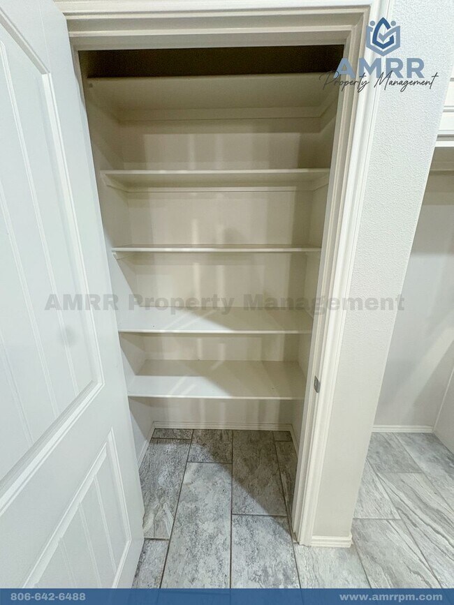 Foto del edificio - Spacious 3-Bedroom Home – Your Perfect Family Home!