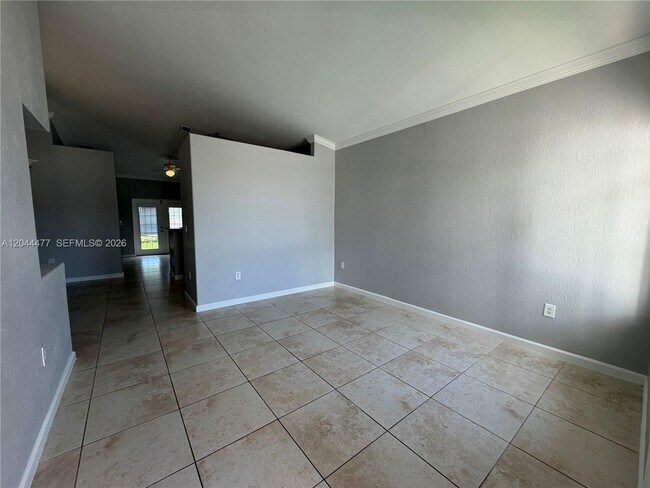 Foto del edificio - 7753 NW 201st Terrace