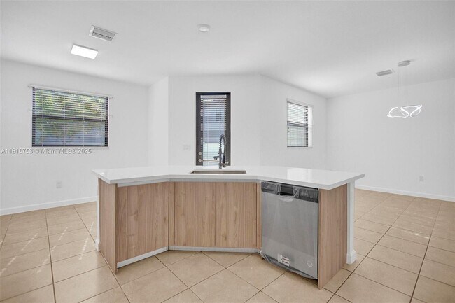 Foto del edificio - 3504 W 94th St