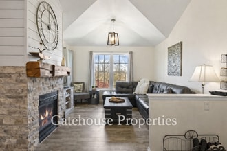 Building Photo - 12762 Ironstone Way