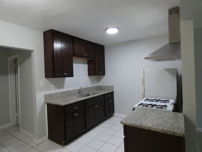 Foto del edificio - 1334 Walnut Ave