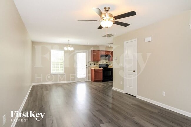 Building Photo - 5350 Gyddie Dr