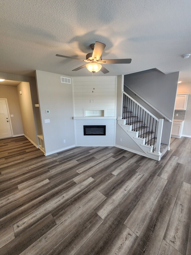 Building Photo - 3963 NE 2nd Ln