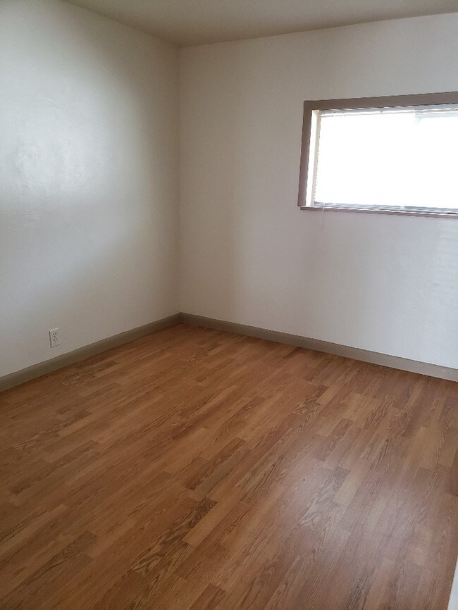 Building Photo - 1817 S Greeley Hwy