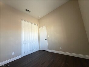 Building Photo - 814 Purple Sage Terrace
