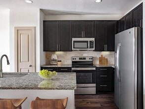 Building Photo - 2800 Greenbusch Rd