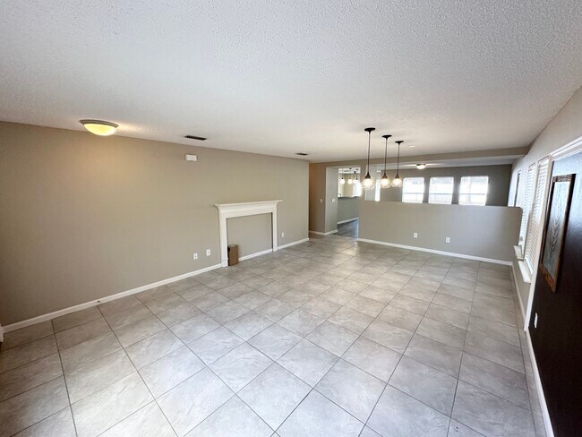 Foto del edificio - 4 Ryecrest Ln