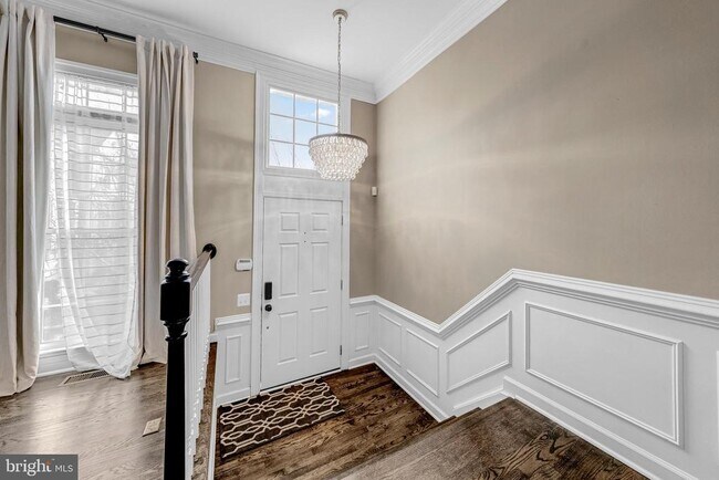 Building Photo - 4676 Kell Ln