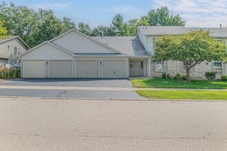 Building Photo - 1171 N Red Oak Cir
