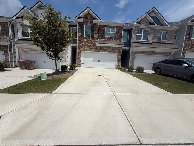 Building Photo - 3101 Greyton Dr