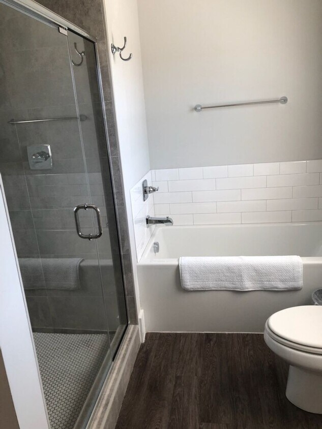 Primary Photo - Furnished 2 BR 2 BA - Overbrook Lofts Down...