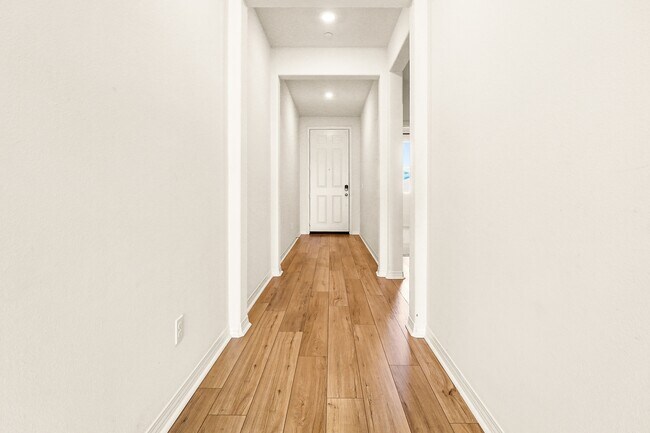 Foto del edificio - 29752 Wolf Glen Ct