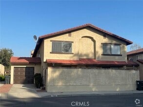 Building Photo - 1134 Cll Linares