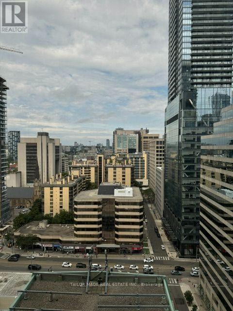 Building Photo - 238 Simcoe St