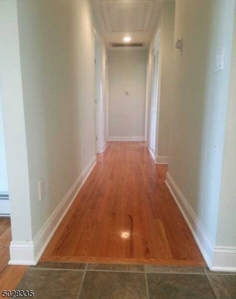 Foto del edificio - 545 Summit Ave