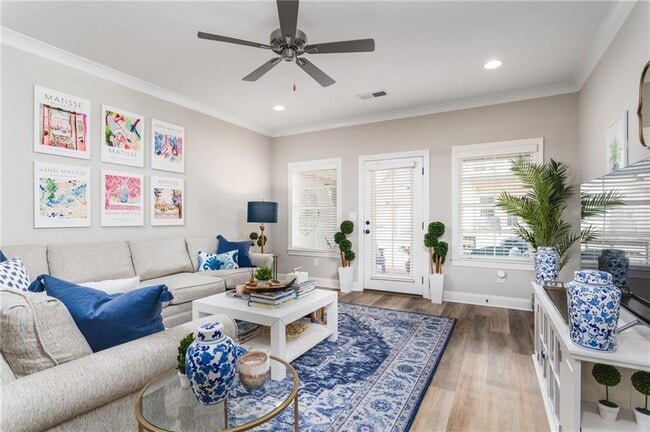 Photo - 507 Cloverdale Dr Townhome