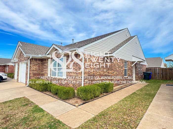 Primary Photo - ADORABLE East Norman 3 Bed/2 Bath Duplex A...