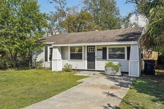 Building Photo - 3915 N Ola Ave