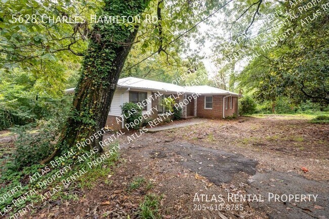 Foto del edificio - 5628 Charles Hamilton Rd