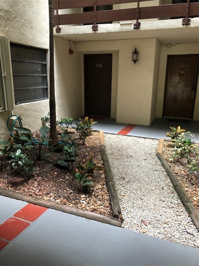 Foto del edificio - 9040 SW 125th Ave