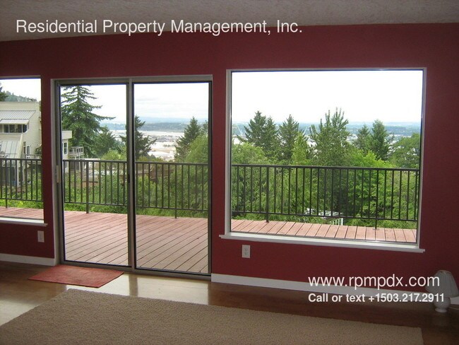 Building Photo - 3015 NW Luray Ter