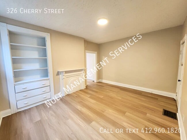 Foto del edificio - 326 Cherry St
