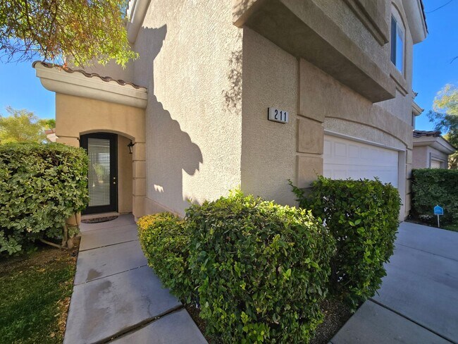 Building Photo - Rhodes Ranch