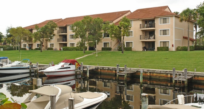 Pine Tree Apartments - Pine Tree Point