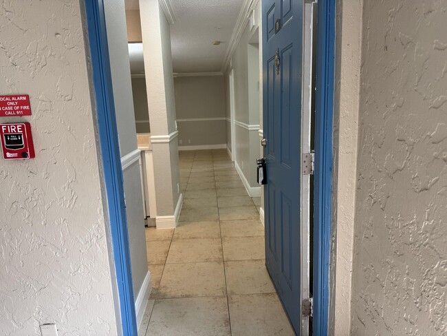 Building Photo - 1601 Windorah Way