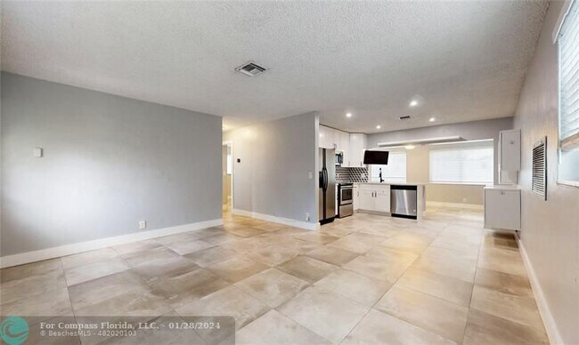 Foto del edificio - 4573 NW 19th Terrace