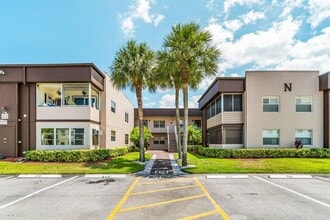 Building Photo - 641 Normandy Ln