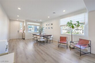 Building Photo - 5404 Avent Ferry St