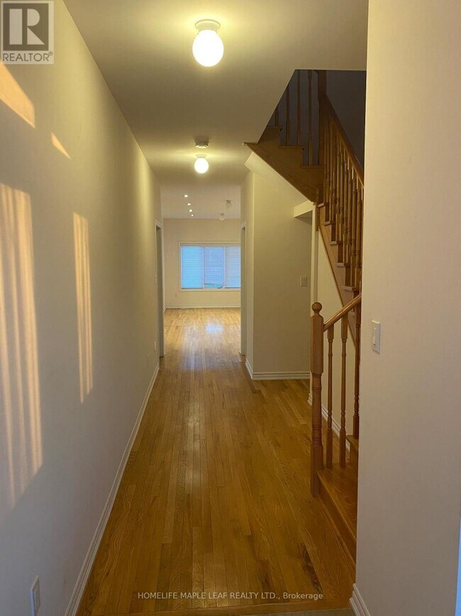 Photo du bâtiment - 70 Aspen Hills Rd