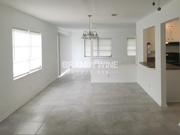 Building Photo - 1031 W Lawfin St