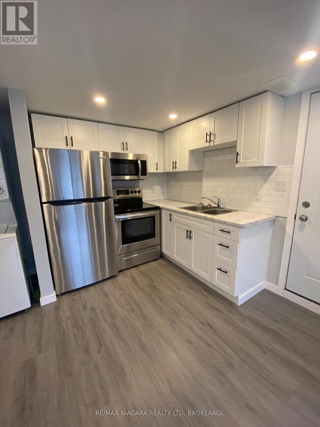 Building Photo - 1 Braden Ave