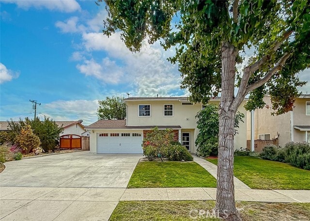 Foto principal - 2136 Denny St