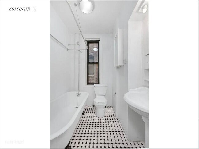 Foto del edificio - 715 Carroll St