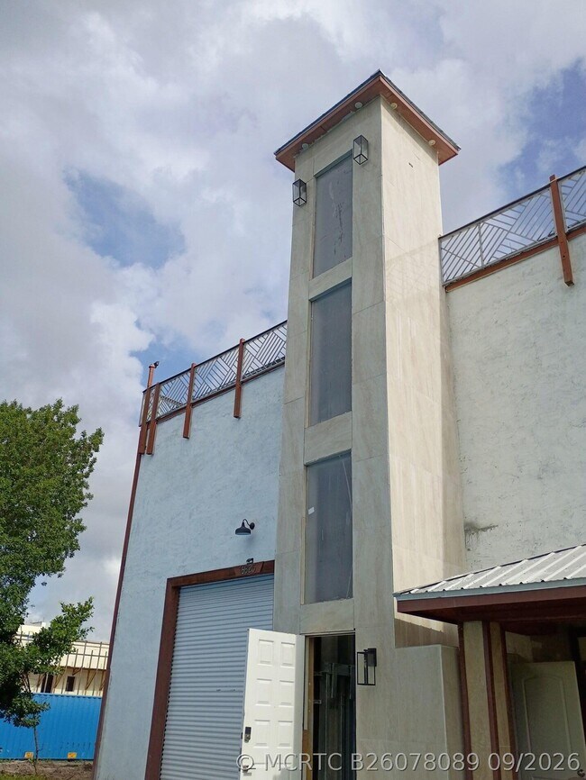 Building Photo - 16825 89th Pl N