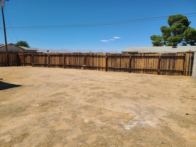 Backyard3 - 8567 Jimson Ave
