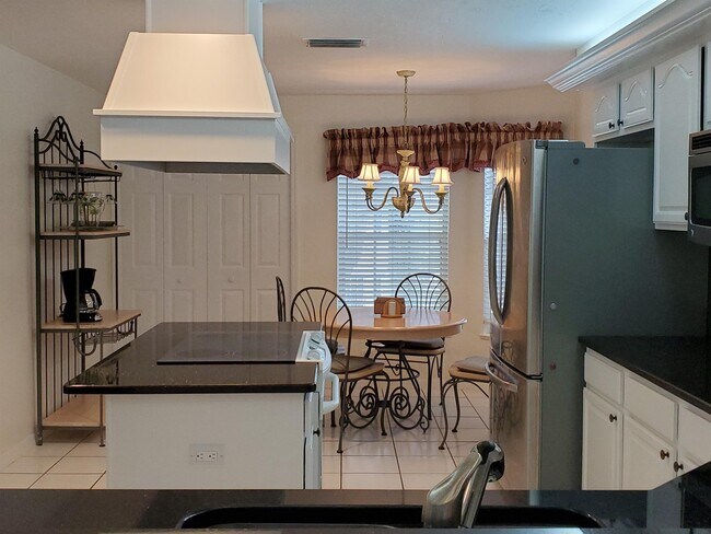 Building Photo - 234 Via Perignon