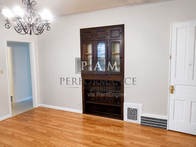 Foto del edificio - 2555 N Humboldt Blvd