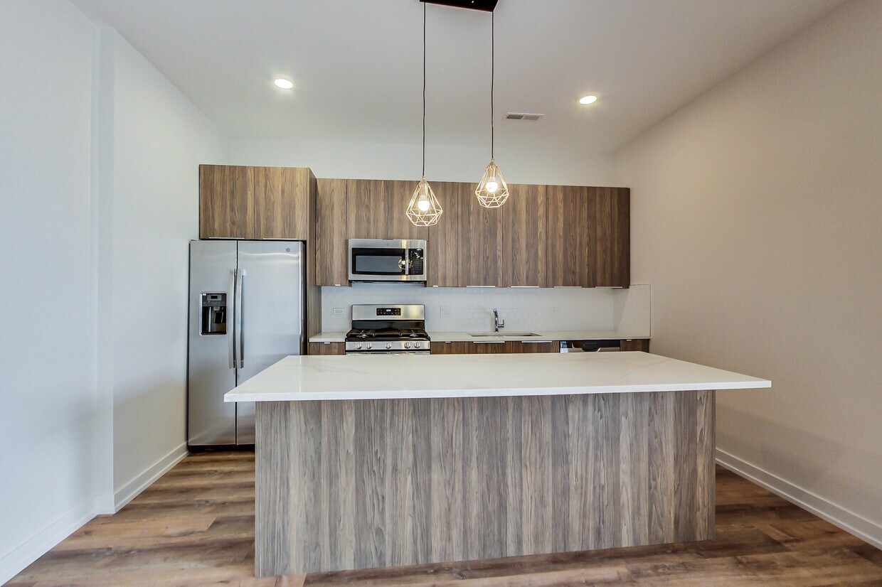 Clybourn Apartments in Chicago, IL