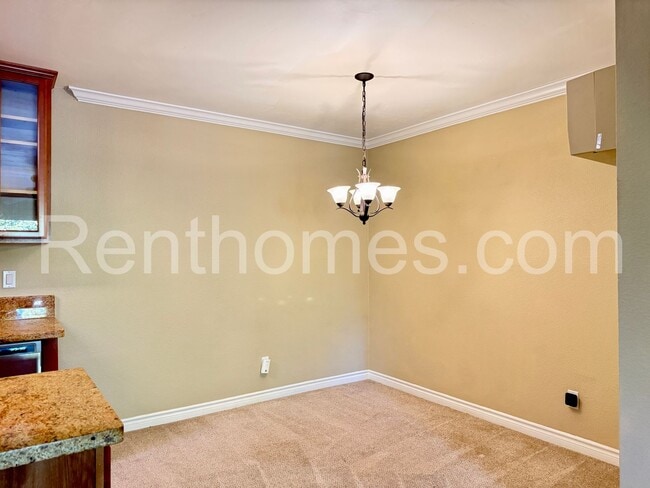 Building Photo - 9929 Azuaga St