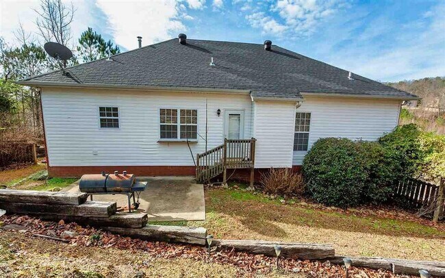 Foto del edificio - 4BR/3BA - 2 Car Garage Home Available in T...