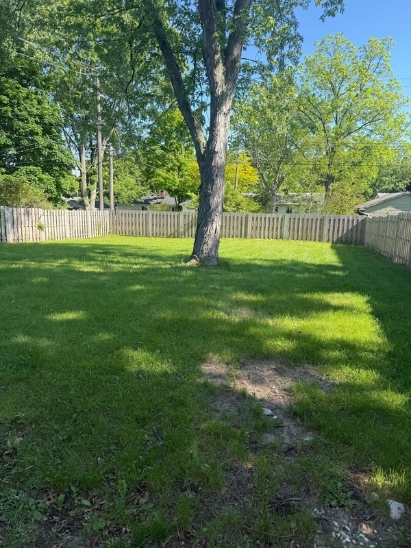 Building Photo - 372 Highland Dr
