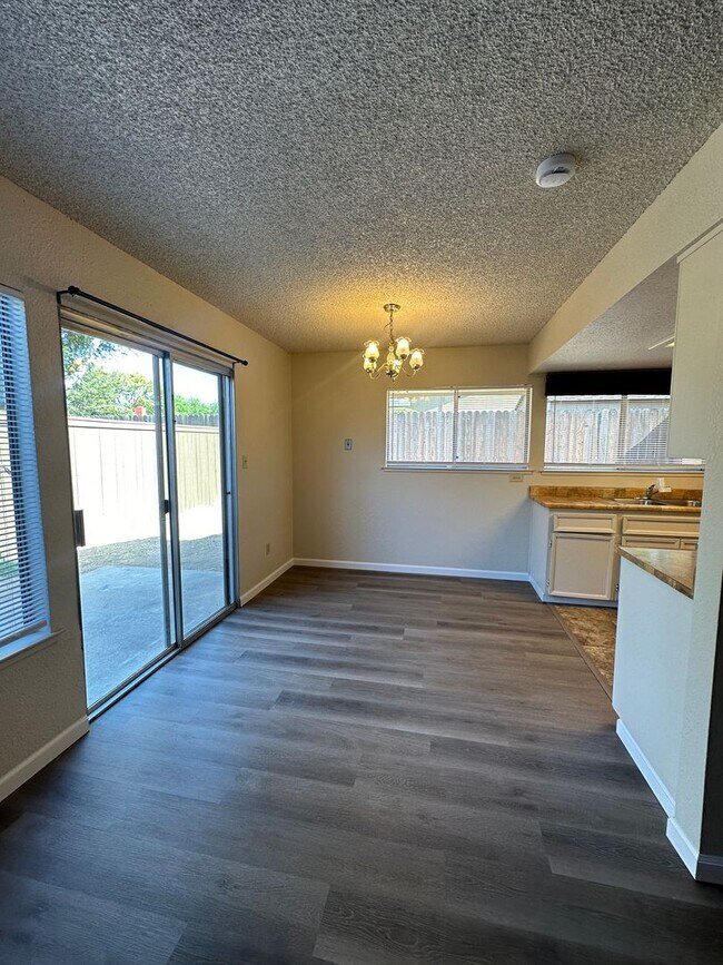 Foto del edificio - COL370