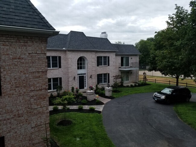 Front - 6559 Abbey Run